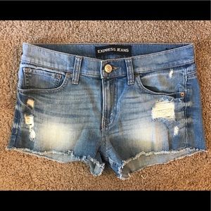 Express denim shorts size 4